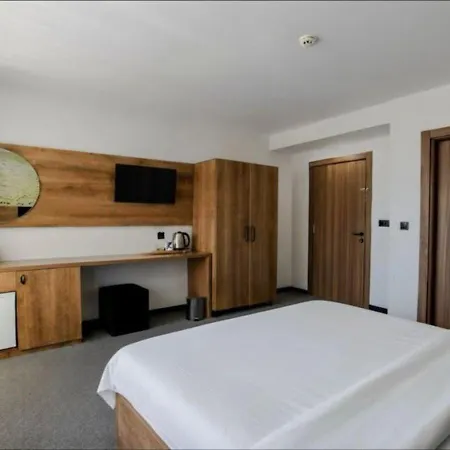 Acar Airport Hotel 4*