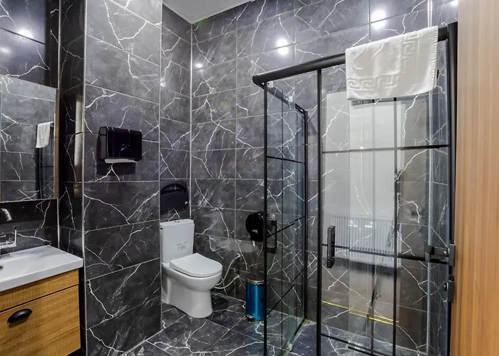 Hotel Acar Airport 4*