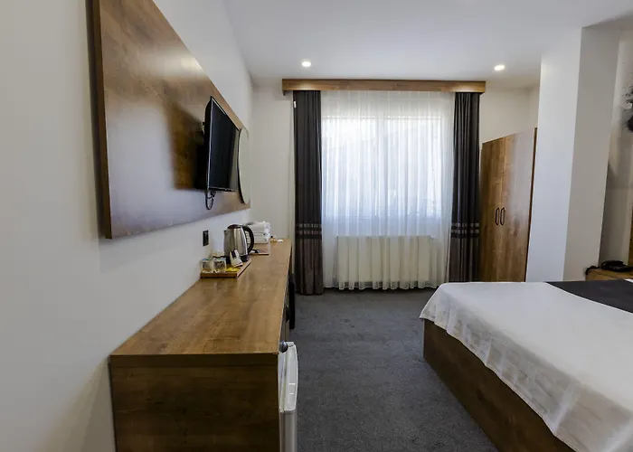 Acar Airport Hotel 4*